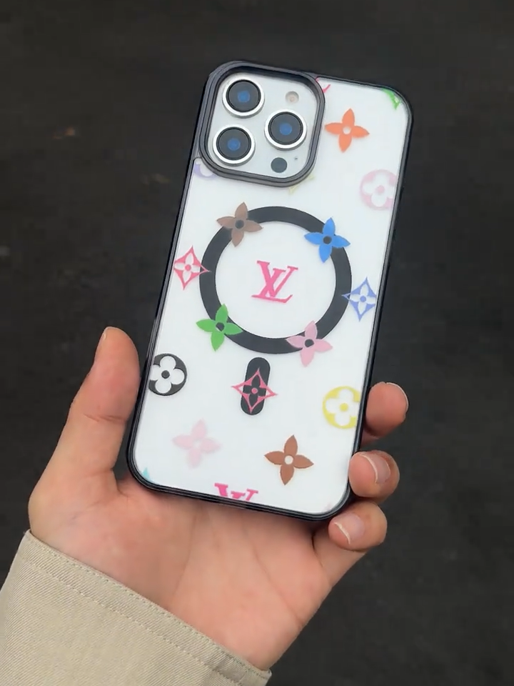 路易威登透明彩標磁吸手機殼